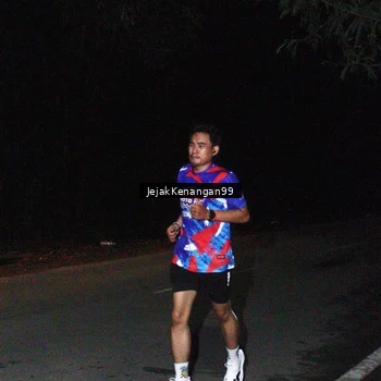 Runner Photo 6064832