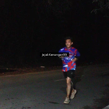 Runner Photo 6064834