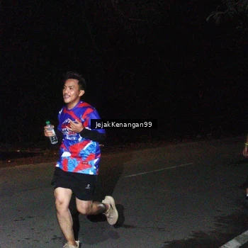 Runner Photo 6064837