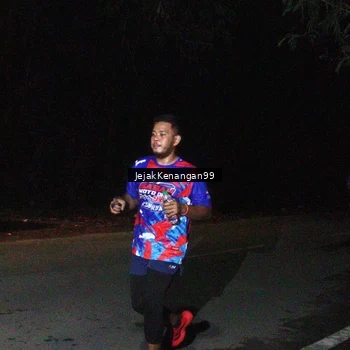 Runner Photo 6064845