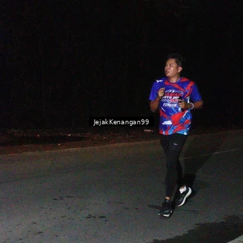 Runner Photo 6064849