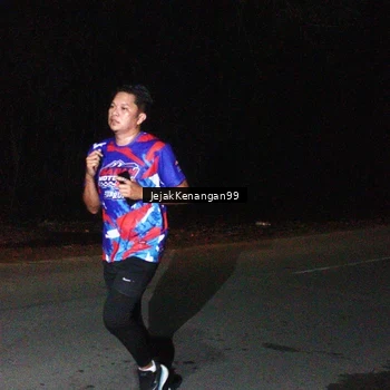 Runner Photo 6064856
