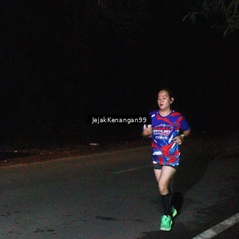 Runner Photo 6064857