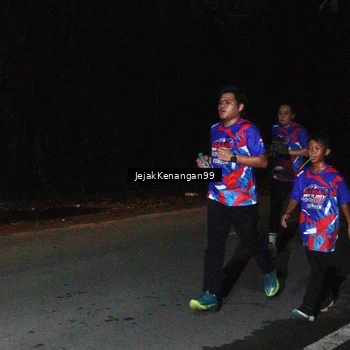 Runner Photo 6064861