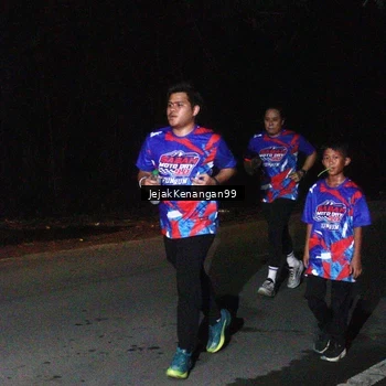 Runner Photo 6064864
