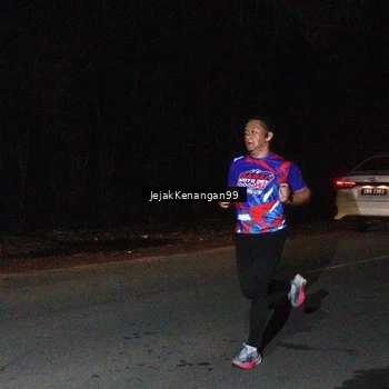 Runner Photo 6064889