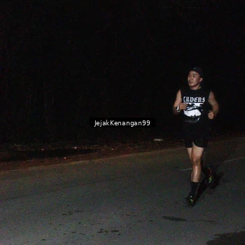 Runner Photo 6064894