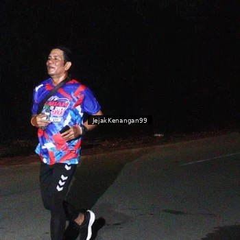 Runner Photo 6064905