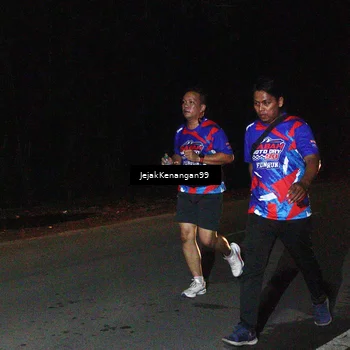 Runner Photo 6064935