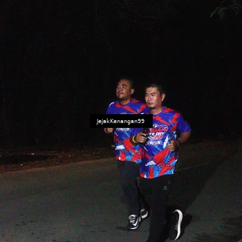 Runner Photo 6064937
