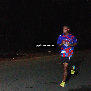 Runner Photo 6064948