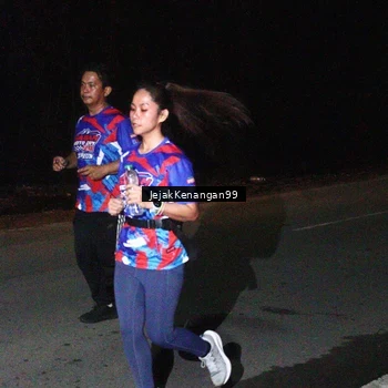 Runner Photo 6064960