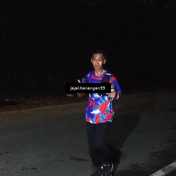 Runner Photo 6064961
