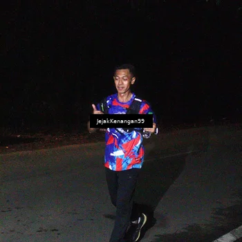 Runner Photo 6064964