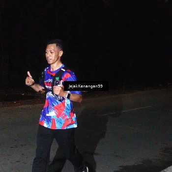Runner Photo 6064965