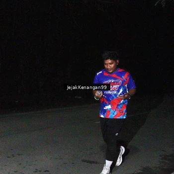 Runner Photo 6064973