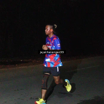 Runner Photo 6064978