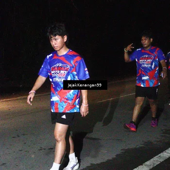 Runner Photo 6064982