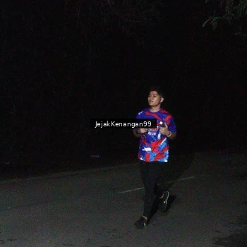 Runner Photo 6064991