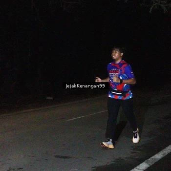 Runner Photo 6065002