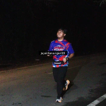 Runner Photo 6065006