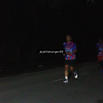 Runner Photo 6065010