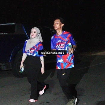Runner Photo 6065030