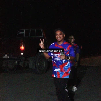 Runner Photo 6065035