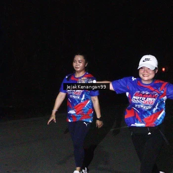 Runner Photo 6065041