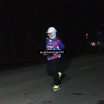 Runner Photo 6065043