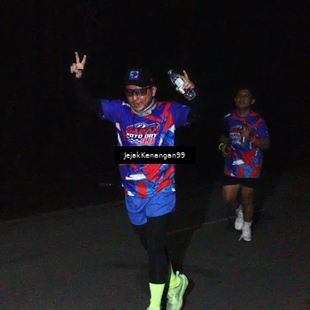 Runner Photo 6065053