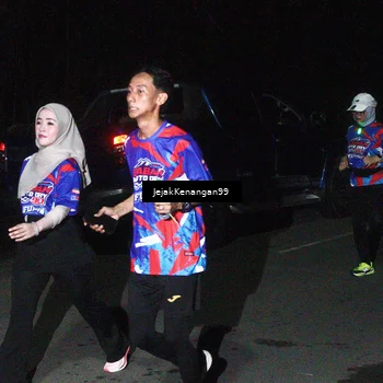Runner Photo 6065054