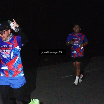 Runner Photo 6065055