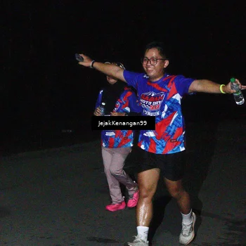 Runner Photo 6065060