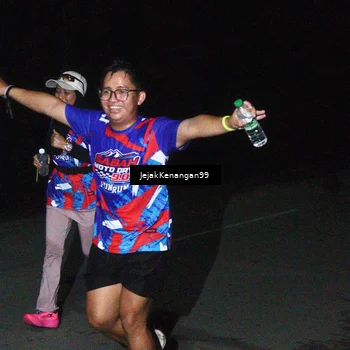 Runner Photo 6065062