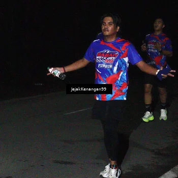 Runner Photo 6065063