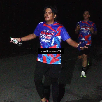 Runner Photo 6065069
