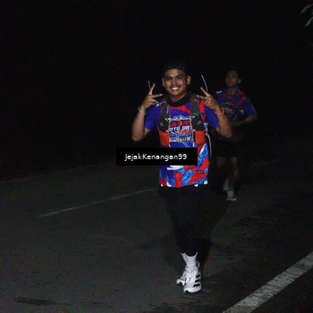 Runner Photo 6065078