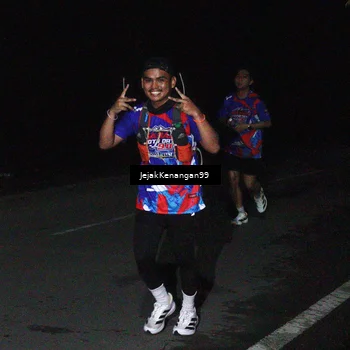 Runner Photo 6065080