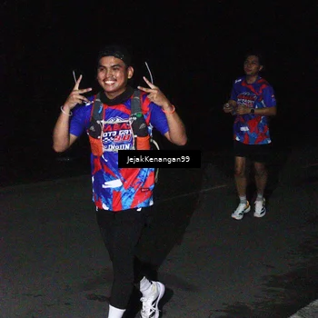 Runner Photo 6065083