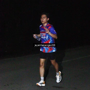 Runner Photo 6065089