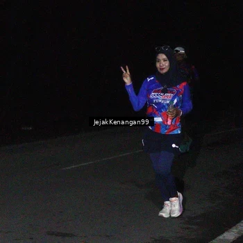 Runner Photo 6065095