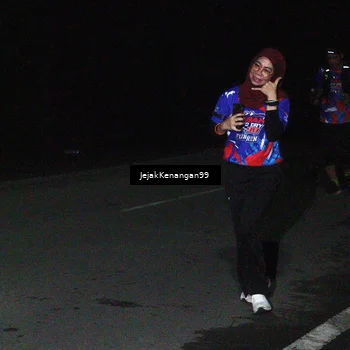 Runner Photo 6065104