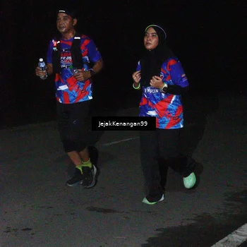 Runner Photo 6065111