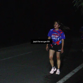 Runner Photo 6065145