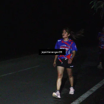 Runner Photo 6065147