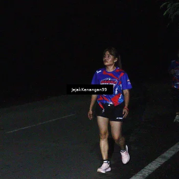Runner Photo 6065148