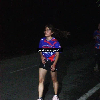 Runner Photo 6065150