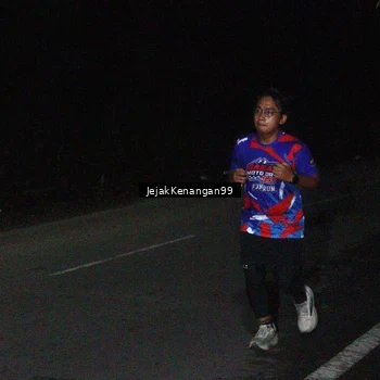 Runner Photo 6065153
