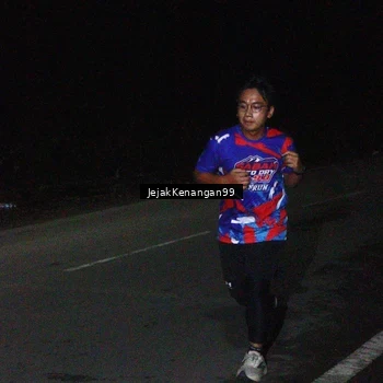 Runner Photo 6065154